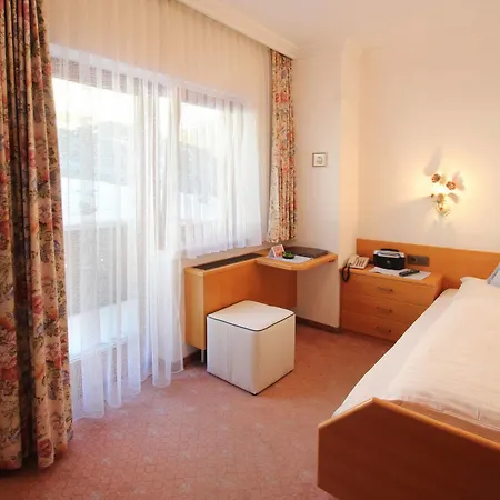 Aalto Panorama Otel Seefeld in Tirol